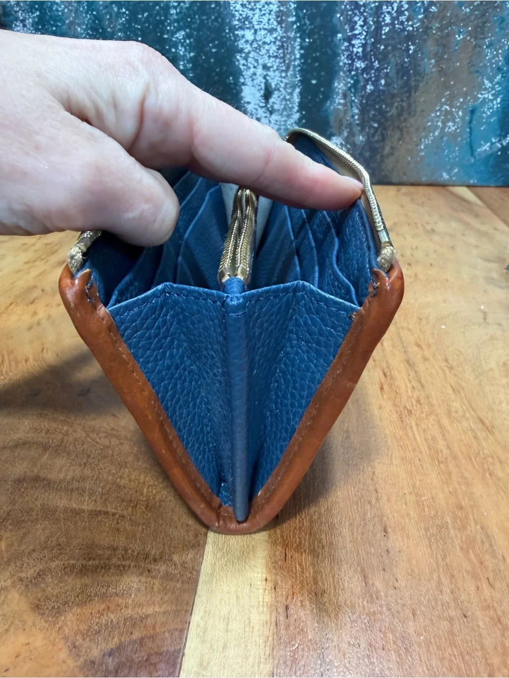 Dooney & Bourke Classic Pebble Grain Blue Tan Zip Wristlet Wallet